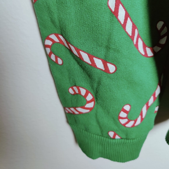 Men's "Oh Snap!" Gingerbread Man Candy Cane Christmas Sweater Sweatshirt, M - Picture 3 of 5